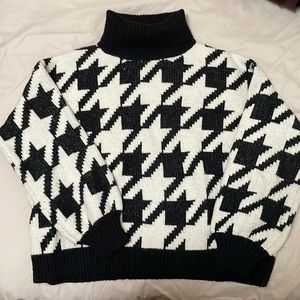 Houndstooth turtleneck sweater